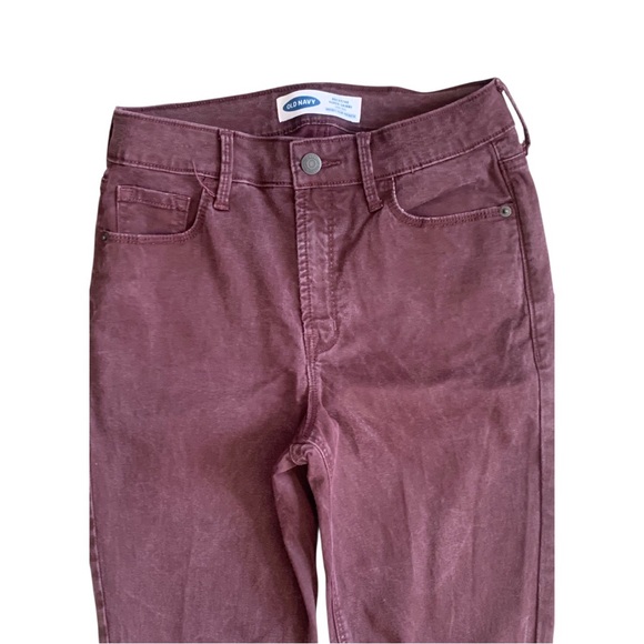 Old Navy Women's Burgundy Super Skinny High Rise Jeans - Picture 3 of 8